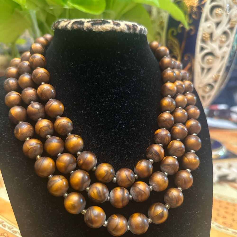 Elegant Vtg Brown Beaded Necklace by Giuliano Fratti